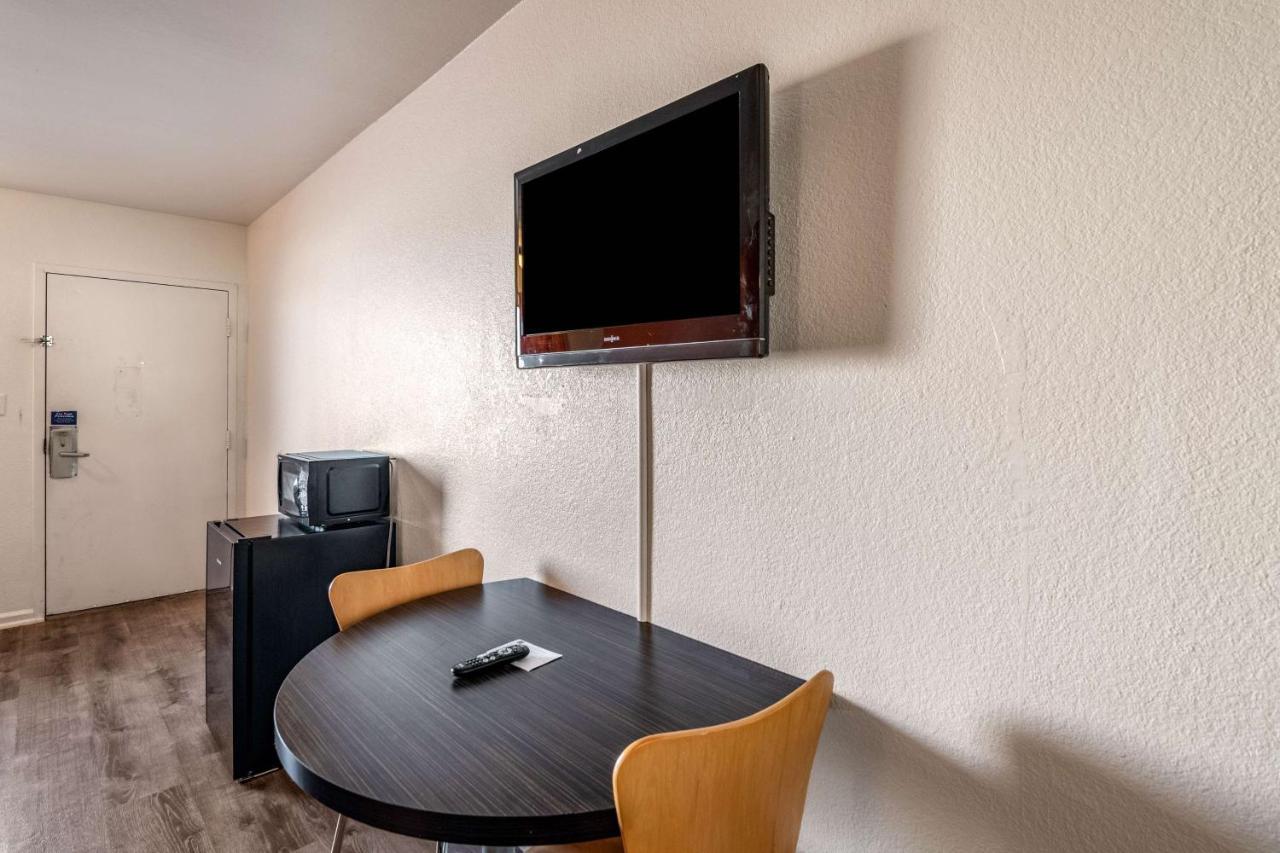 Motel 6-Portsmouth, Va Eksteriør billede