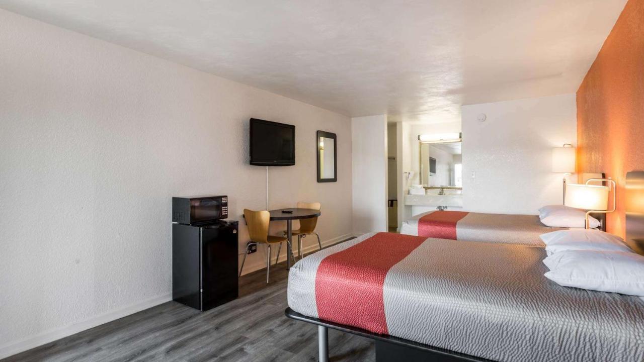 Motel 6-Portsmouth, Va Eksteriør billede