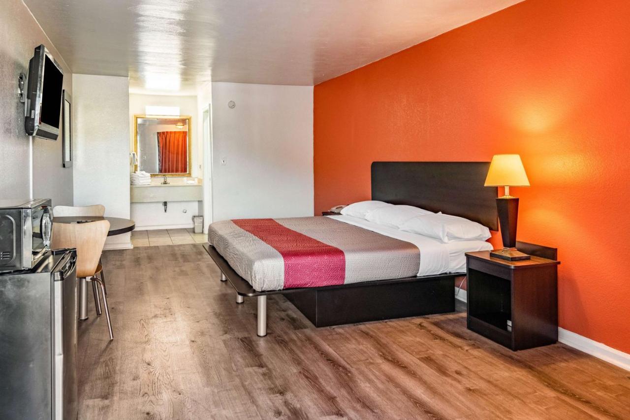 Motel 6-Portsmouth, Va Eksteriør billede